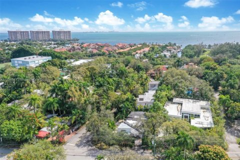 Casa en venta en Miami, Florida, 3 dormitorios, 188.31 m2 № 1830753 - foto 28