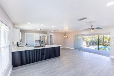 Casa en venta en Deltona, Florida, 3 dormitorios, 121.79 m2 № 1809951 - foto 3
