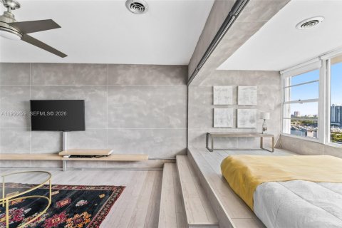 Condo in Miami Beach, Florida № 2029635 - photo 11