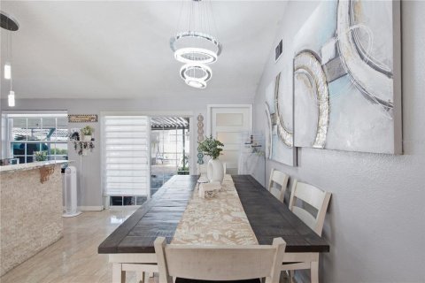 Villa ou maison à vendre à Tampa, Floride: 3 chambres, 107.3 m2 № 2399318 - photo 12