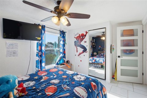 Villa ou maison à vendre à Tampa, Floride: 3 chambres, 107.3 m2 № 2399318 - photo 16
