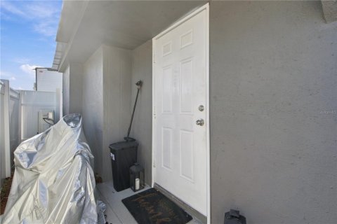 Villa ou maison à vendre à Tampa, Floride: 3 chambres, 107.3 m2 № 2399318 - photo 19