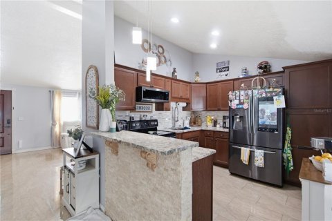 Villa ou maison à vendre à Tampa, Floride: 3 chambres, 107.3 m2 № 2399318 - photo 11