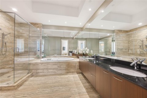 Copropriété à vendre à Sunny Isles Beach, Floride: 3 chambres, 193.61 m2 № 1977118 - photo 9