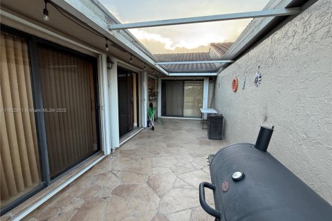 Casa en venta en Weston, Florida, 3 dormitorios, 154.68 m2 № 1786596 - foto 9