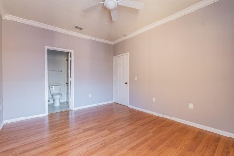 Condo in Palm Harbor, Florida, 3 bedrooms № 2214739 - photo 15