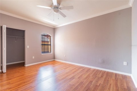 Condo in Palm Harbor, Florida, 3 bedrooms № 2214739 - photo 14