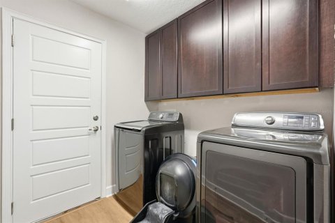 Купить виллу или дом в Палм-Кост, Флорида 10 комнат, 230.3м2, № 2221070 - фото 25
