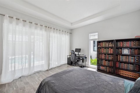 Villa ou maison à vendre à Bradenton, Floride: 5 chambres, 399.11 m2 № 1651924 - photo 8