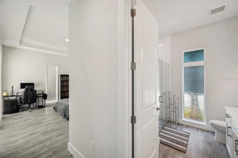Villa ou maison à vendre à Bradenton, Floride: 5 chambres, 399.11 m2 № 1651924 - photo 4