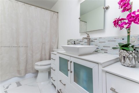 Casa en venta en Loxahatchee Groves, Florida, 4 dormitorios, 212.84 m2 № 1975354 - foto 19