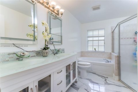 Casa en venta en Loxahatchee Groves, Florida, 4 dormitorios, 212.84 m2 № 1975354 - foto 15