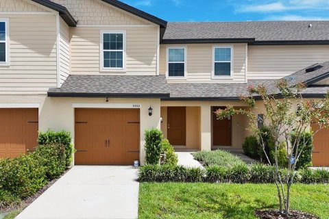 Townhouse in Tavares, Florida 3 bedrooms, 164.62 sq.m. № 2298288