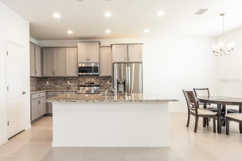 House in Palm Coast, Florida 3 bedrooms, 167.41 sq.m. № 2226796 - photo 6