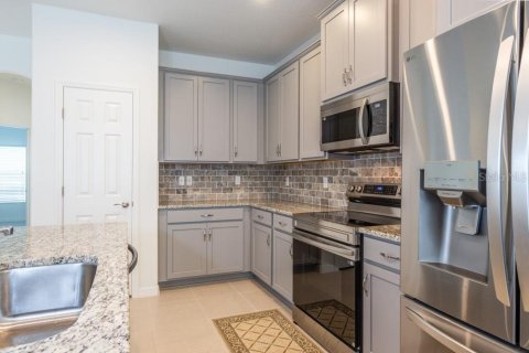 House in Palm Coast, Florida 3 bedrooms, 167.41 sq.m. № 2226796 - photo 10