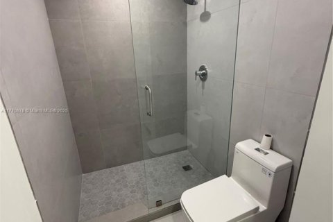 Propiedad comercial en venta en Miami, Florida, 163.97 m2 № 1752113 - foto 27