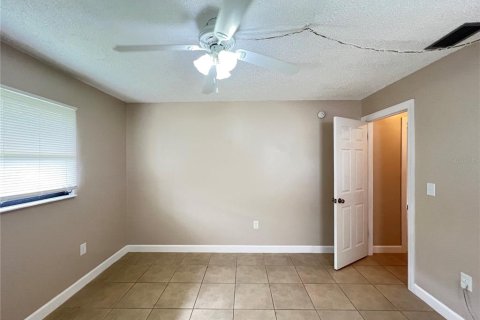 Casa en venta en Port Charlotte, Florida, 3 dormitorios, 144.93 m2 № 1913500 - foto 29