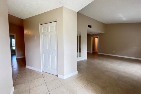 Casa en venta en Port Charlotte, Florida, 3 dormitorios, 144.93 m2 № 1913500 - foto 3