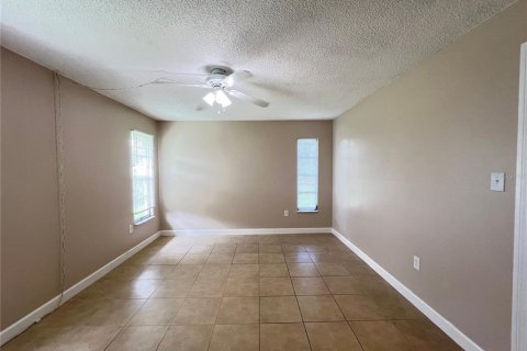 Casa en venta en Port Charlotte, Florida, 3 dormitorios, 144.93 m2 № 1913500 - foto 27