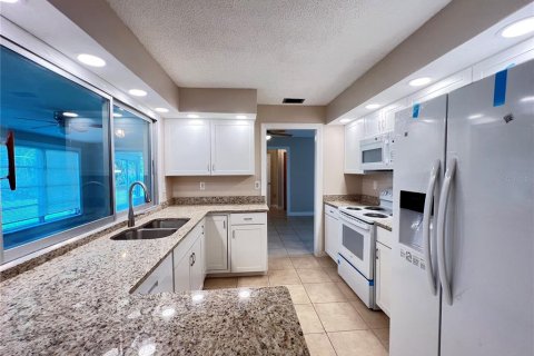 Casa en venta en Port Charlotte, Florida, 3 dormitorios, 144.93 m2 № 1913500 - foto 10