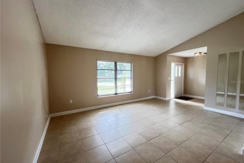 Casa en venta en Port Charlotte, Florida, 3 dormitorios, 144.93 m2 № 1913500 - foto 2