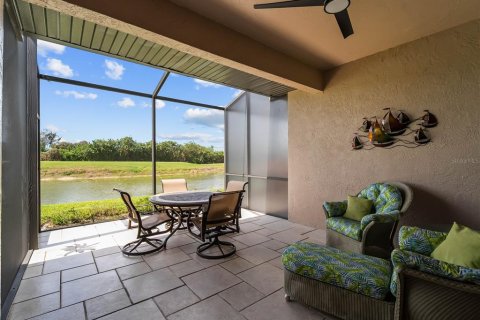 House in Sarasota, Florida 2 bedrooms, 147.25 sq.m. № 2395899 - photo 30