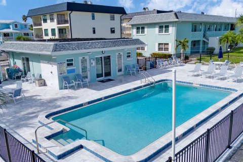 Copropriété à vendre à Bradenton Beach, Floride: 2 chambres, 70.05 m2 № 2398589 - photo 2