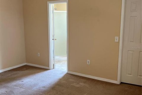 House in Minneola, Florida 4 bedrooms, 156.35 sq.m. № 1193283 - photo 25
