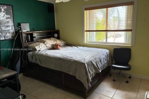 Condo in Miami, Florida, 2 bedrooms  № 1809371 - photo 15
