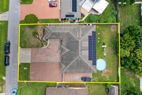 House in Orlando, Florida 3 bedrooms, 200.67 sq.m. № 1900349 - photo 21