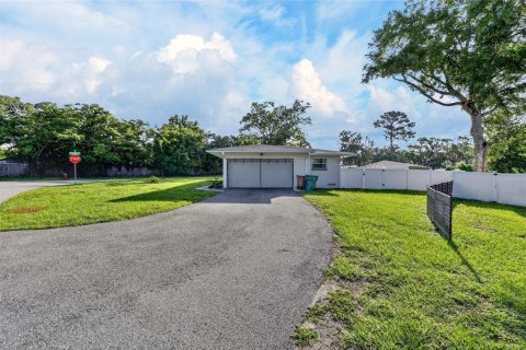Casa en venta en Ocala, Florida, 2 dormitorios, 108.7 m2 № 2222523 - foto 5