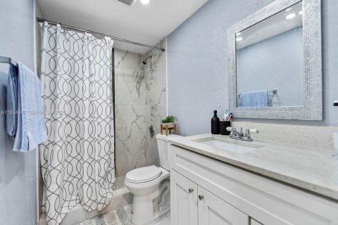 Copropriété à louer à Miami, Floride: 2 chambres, 89.19 m2 № 1992832 - photo 10