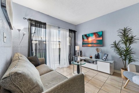 Copropriété à louer à Miami, Floride: 2 chambres, 89.19 m2 № 1992832 - photo 5