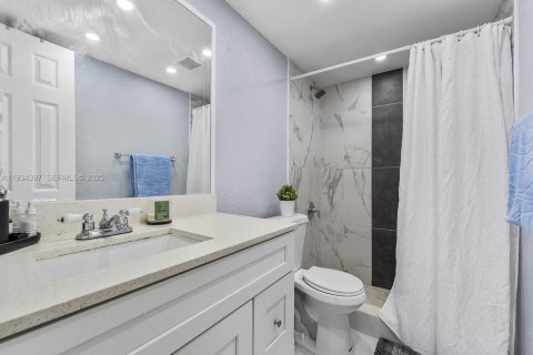 Copropriété à louer à Miami, Floride: 2 chambres, 89.19 m2 № 1992832 - photo 12