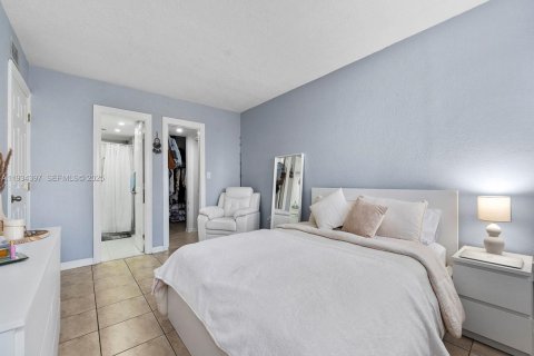 Copropriété à louer à Miami, Floride: 2 chambres, 89.19 m2 № 1992832 - photo 11
