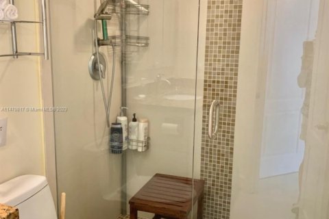 Condominio en venta en Hallandale Beach, Florida, 1 dormitorio, 80.82 m2 № 1933882 - foto 17