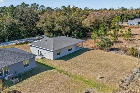 House in Punta Gorda, Florida 2 bedrooms, 86.4 sq.m. № 2115837 - photo 25