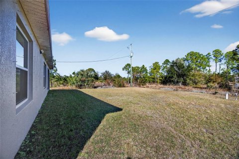 House in Punta Gorda, Florida 2 bedrooms, 86.4 sq.m. № 2115837 - photo 28