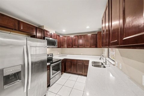 Casa en venta en Apopka, Florida, 3 dormitorios, 131.36 m2 № 2231469 - foto 11