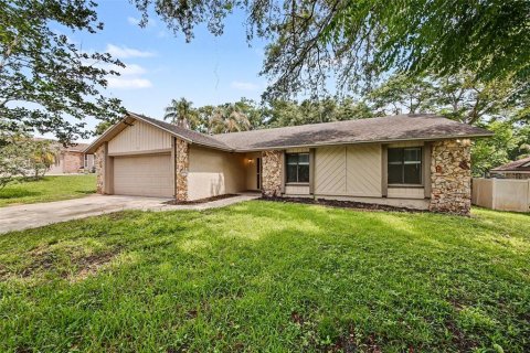 Casa en venta en Apopka, Florida, 3 dormitorios, 131.36 m2 № 2231469 - foto 2