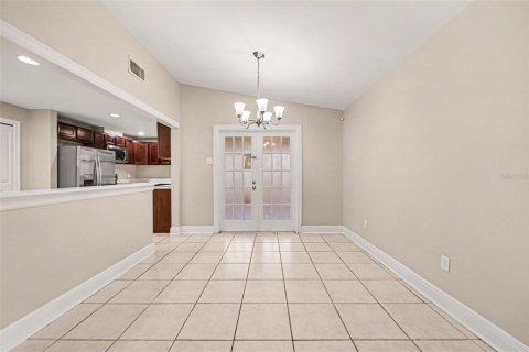 Casa en venta en Apopka, Florida, 3 dormitorios, 131.36 m2 № 2231469 - foto 9
