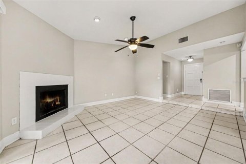 Casa en venta en Apopka, Florida, 3 dormitorios, 131.36 m2 № 2231469 - foto 6