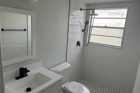 Copropriété à louer à Boca Raton, Floride: 2 chambres, 78.04 m2 № 2041569 - photo 5