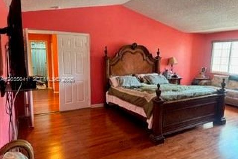 House in Coconut Creek, Florida 4 bedrooms, 203.27 sq.m. № 2242642 - photo 14