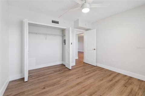 Condominio en venta en Saint Petersburg, Florida, 2 dormitorios, 100.8 m2 № 2142787 - foto 12