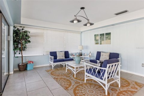 Condominio en venta en Saint Petersburg, Florida, 2 dormitorios, 100.8 m2 № 2142787 - foto 25