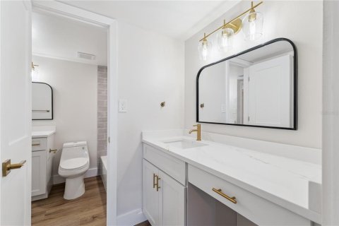 Condominio en venta en Saint Petersburg, Florida, 2 dormitorios, 100.8 m2 № 2142787 - foto 16