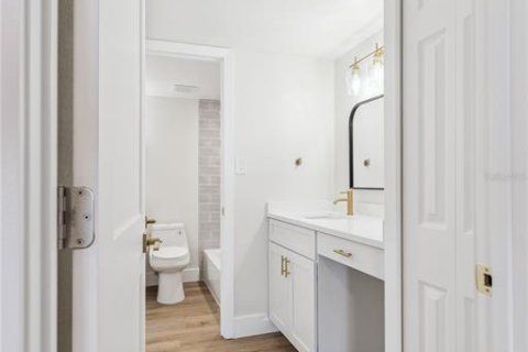Condominio en venta en Saint Petersburg, Florida, 2 dormitorios, 100.8 m2 № 2142787 - foto 18