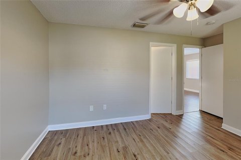 Villa ou maison à louer à Plant City, Floride: 3 chambres, 103.96 m2 № 2149952 - photo 7