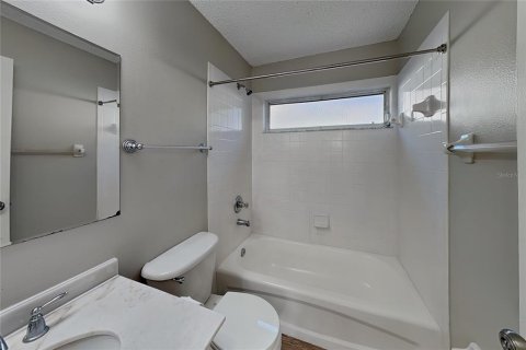 Villa ou maison à louer à Plant City, Floride: 3 chambres, 103.96 m2 № 2149952 - photo 14